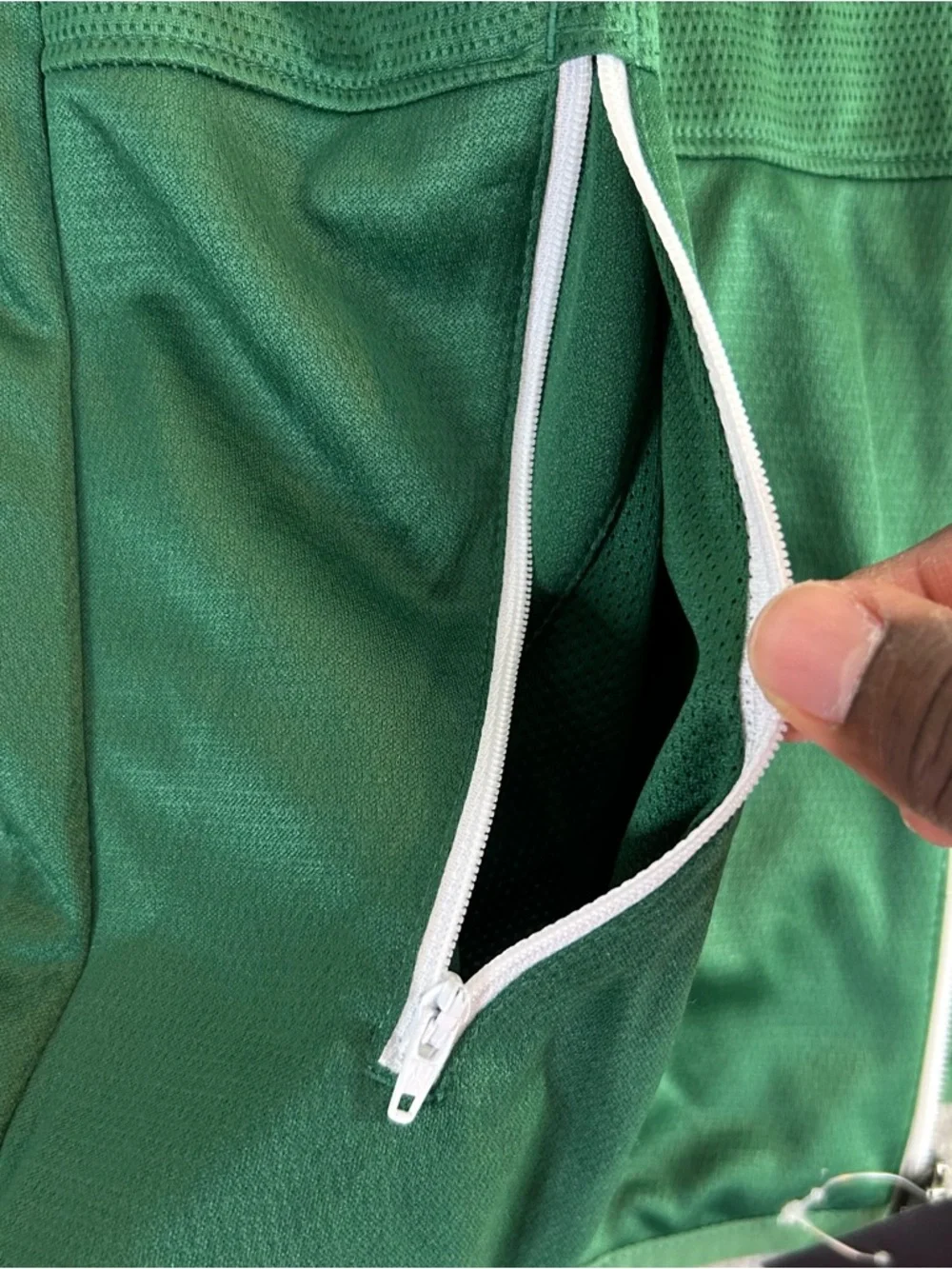 Nike Charlotte 49ers College‎ Track Jacket Men’s Sweater Color Green Size Small